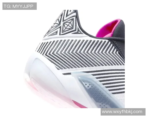 球星专属定制足球鞋设计潮流 引领运动时尚新风潮 球星专属定制足球鞋设计潮流 引领运动时尚新风潮