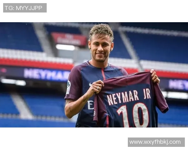 帅气足球球星男神头像，展现运动魅力与青春风采，燃爆球迷心潮