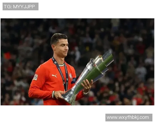 足球场七号球星是谁 了解这位传奇球员的精彩表现与历史地位 足球场七号球星是谁 了解这位传奇球员的精彩表现与历史地位